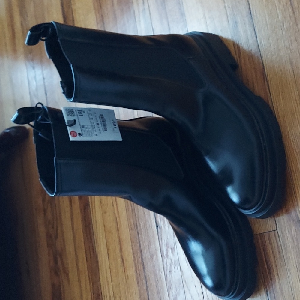 Zara Lug sole ankle boot